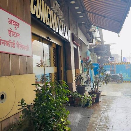 Hotel Concord Galaxy Mumbai Bagian luar foto