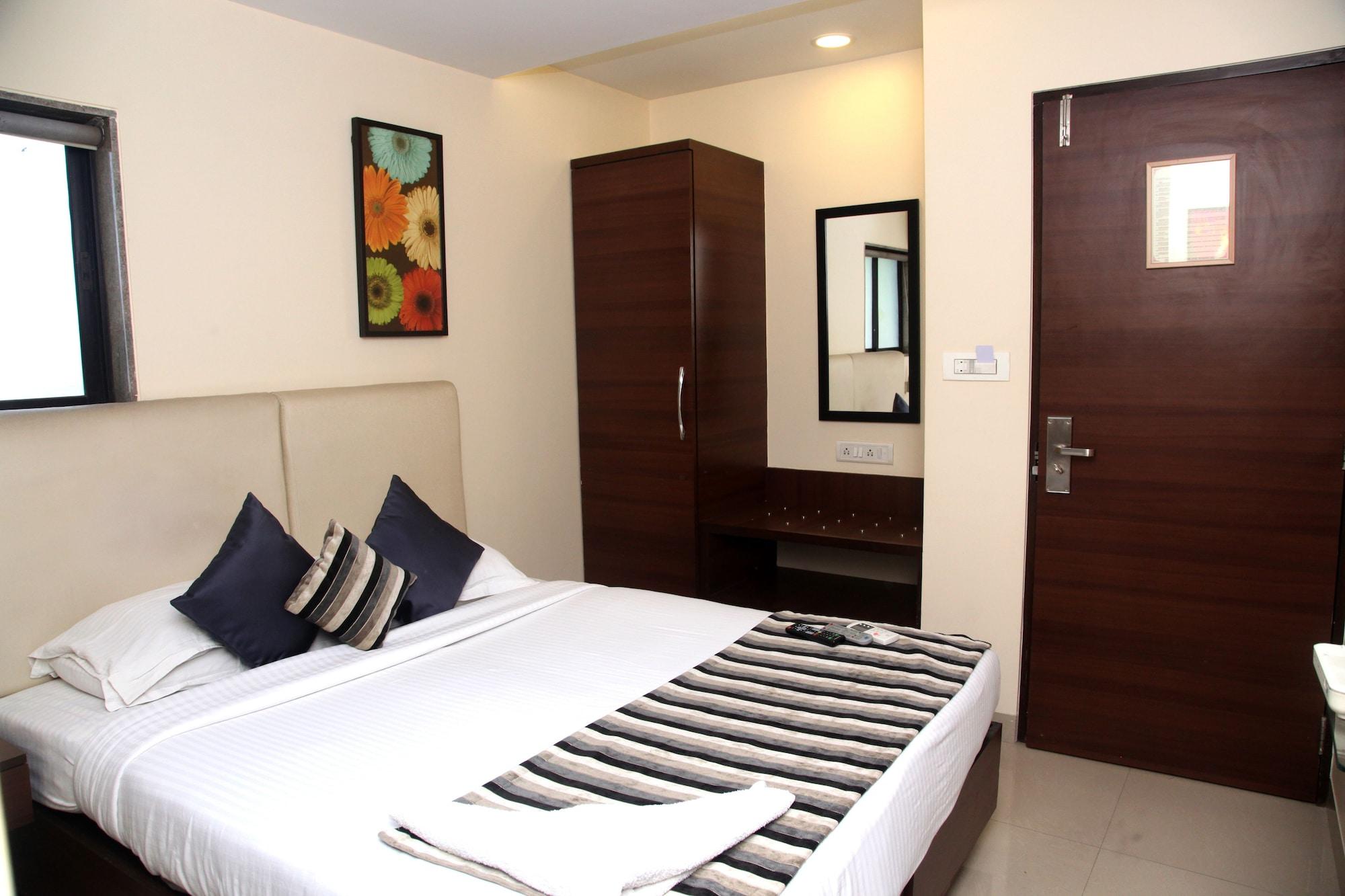 Hotel Concord Galaxy Mumbai Bagian luar foto