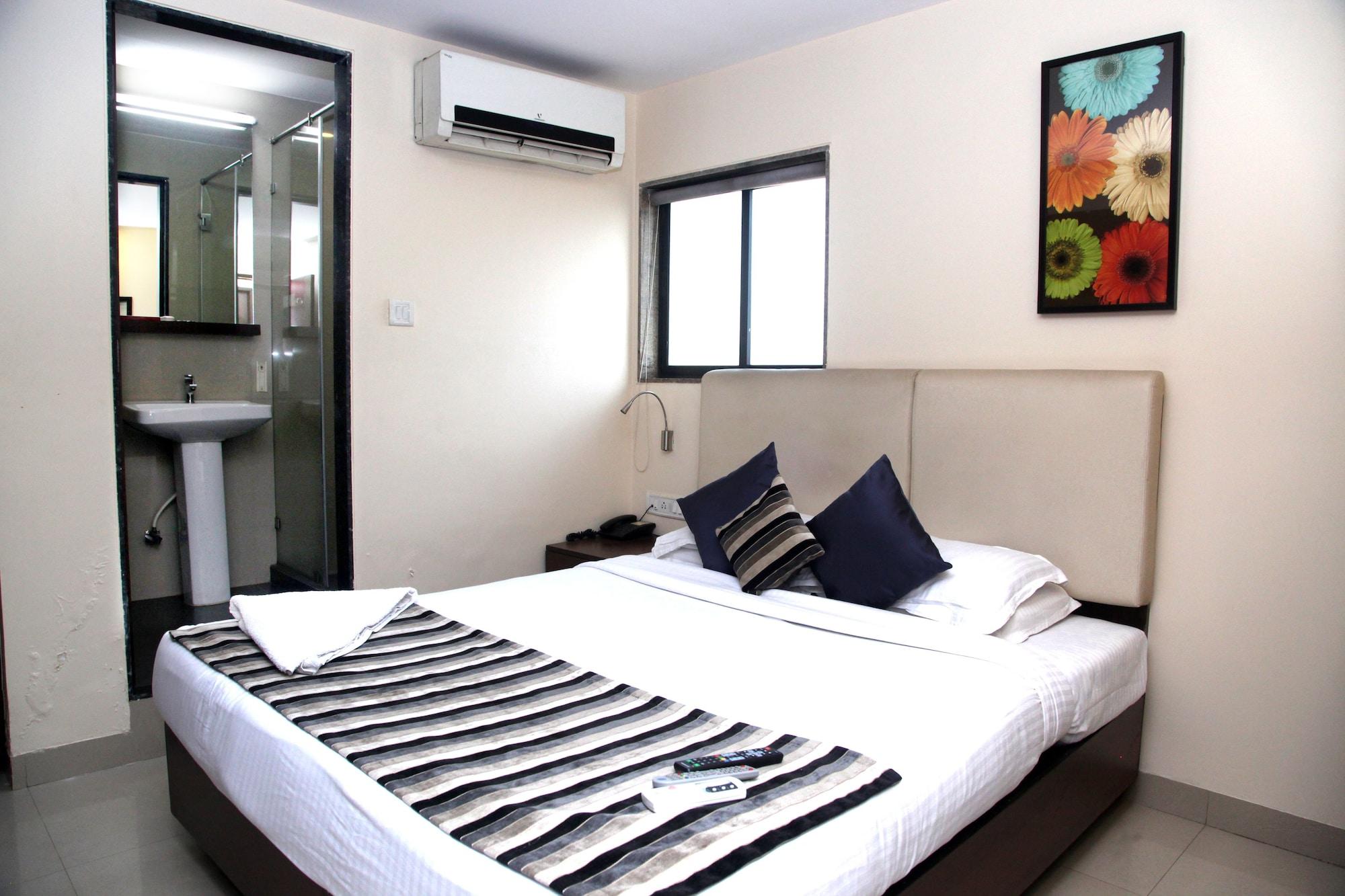 Hotel Concord Galaxy Mumbai Bagian luar foto