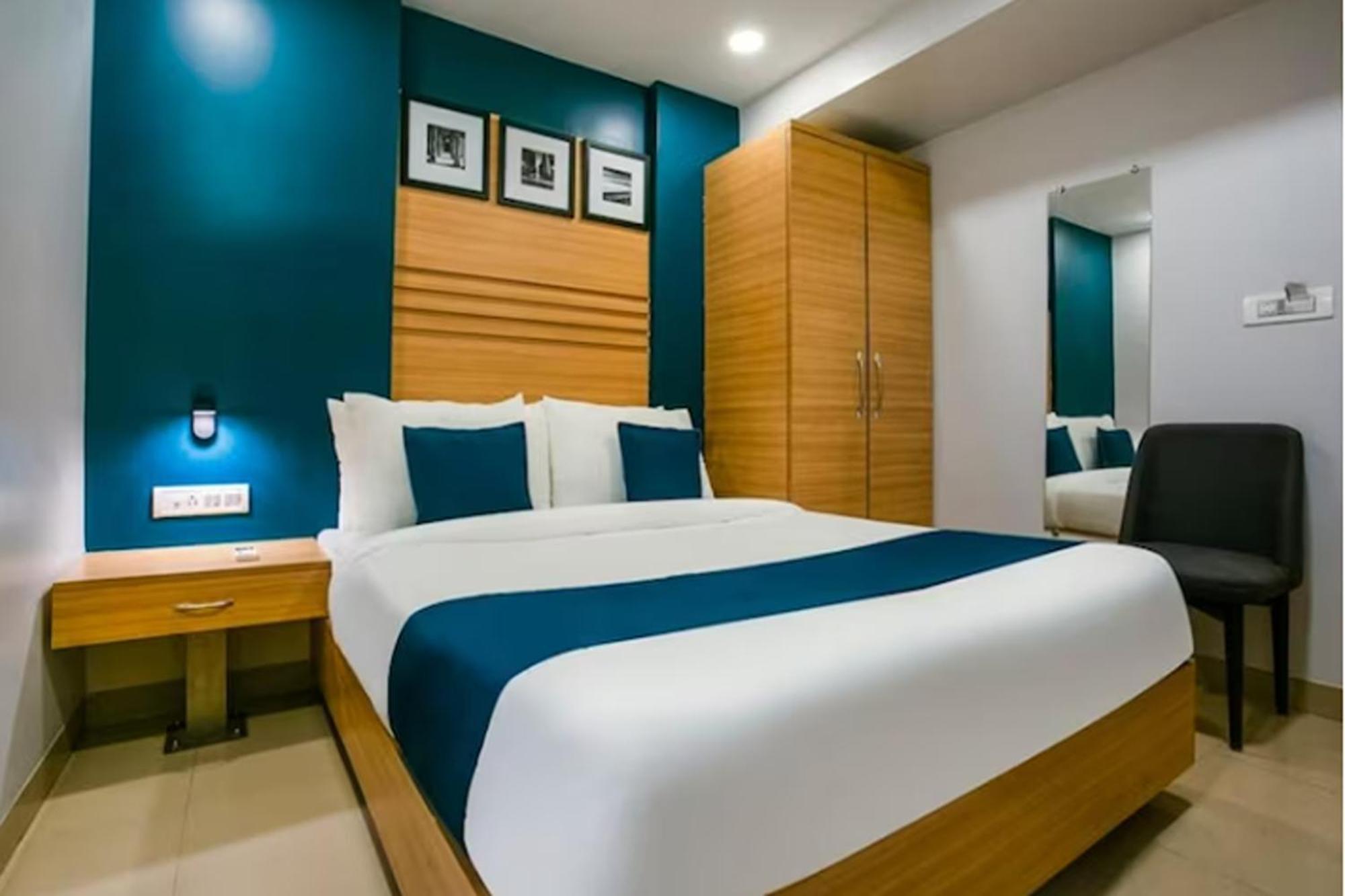 Hotel Concord Galaxy Mumbai Bagian luar foto