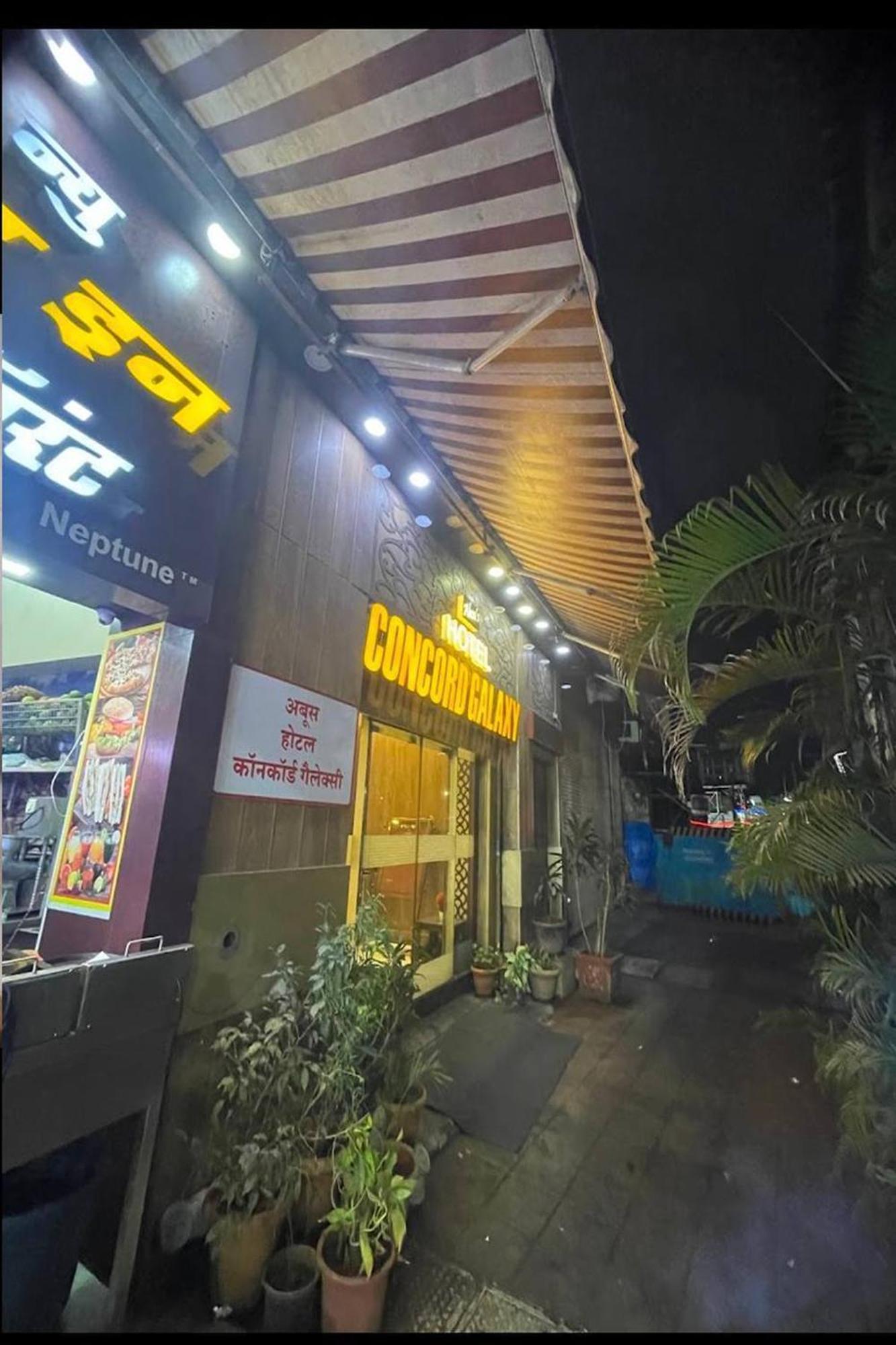 Hotel Concord Galaxy Mumbai Bagian luar foto
