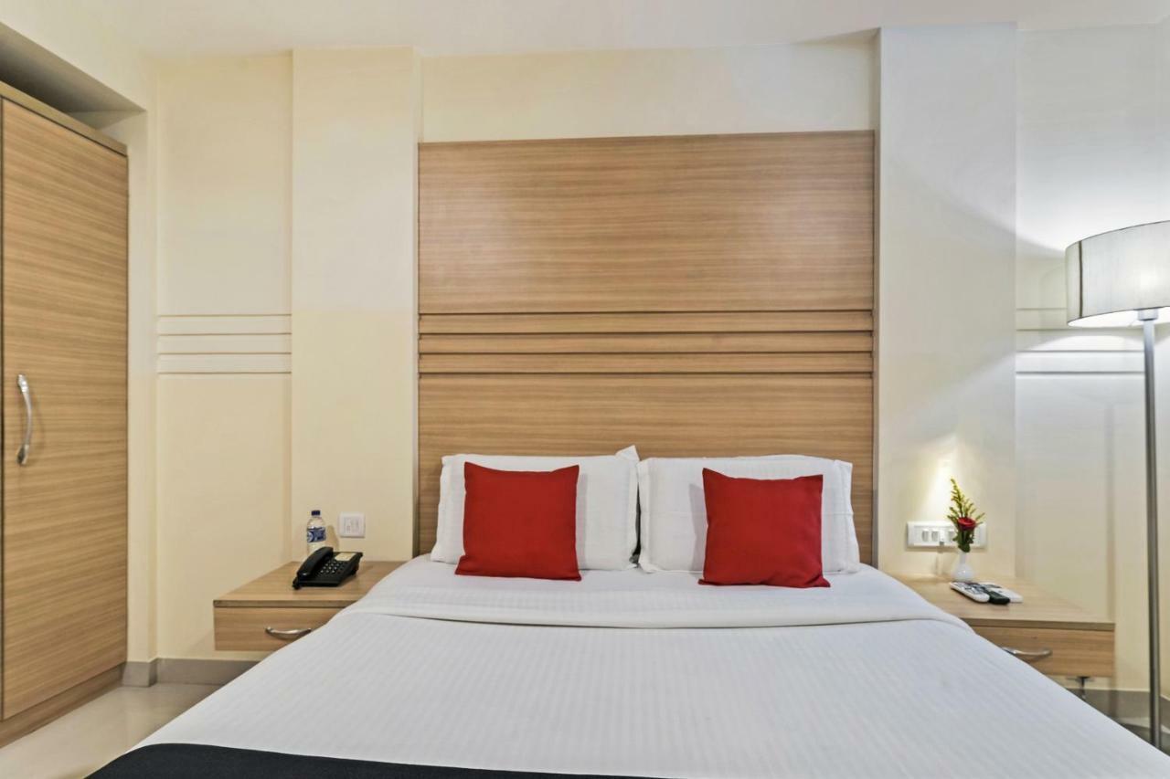Hotel Concord Galaxy Mumbai Bagian luar foto