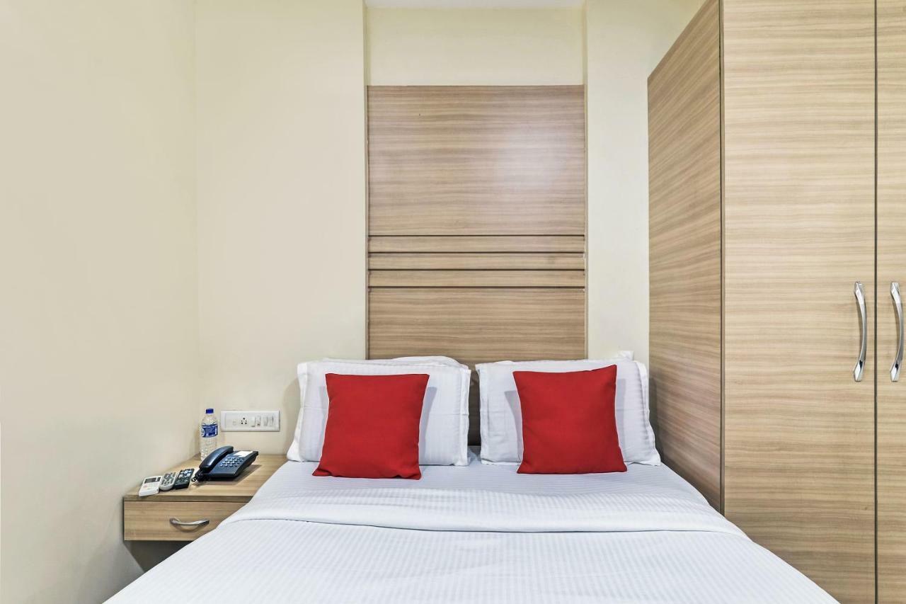 Hotel Concord Galaxy Mumbai Bagian luar foto
